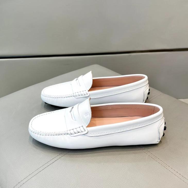 Womens Gracey Driving Moccasin  |  Flats Flats Flats