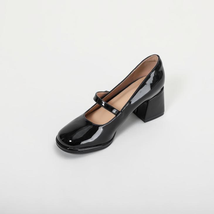 Womens Heeled Loafer With Gancini Ornament  |  Flats Flats Flats