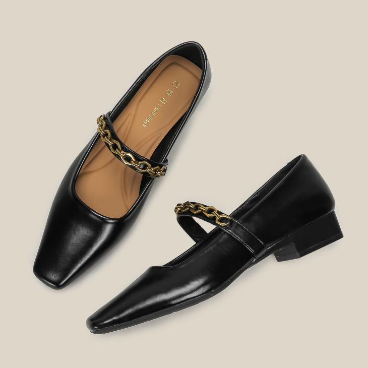 Womens Neave Shoe  |  Flats Flats Flats