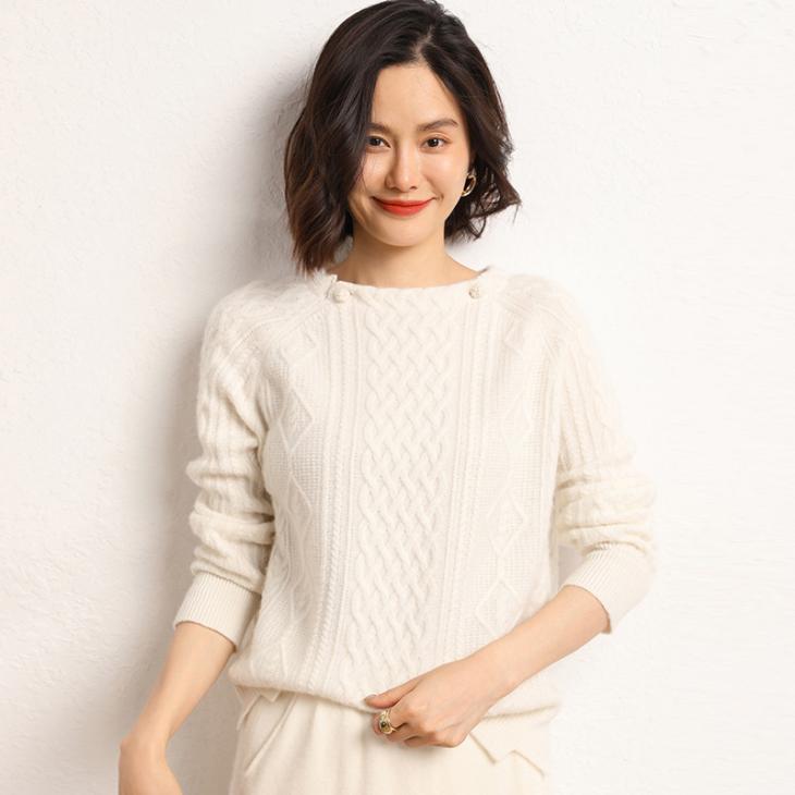 Womens Paula Echevarría Buttoned Cable Knit Sweater  |  Sweaters & Cardigans Clothing Ivory