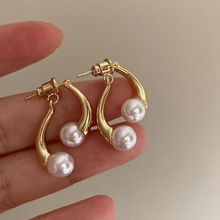 Womens Ramona Pearl Bar Hoop Earrings  |  Jewellery Accessories Jewellery